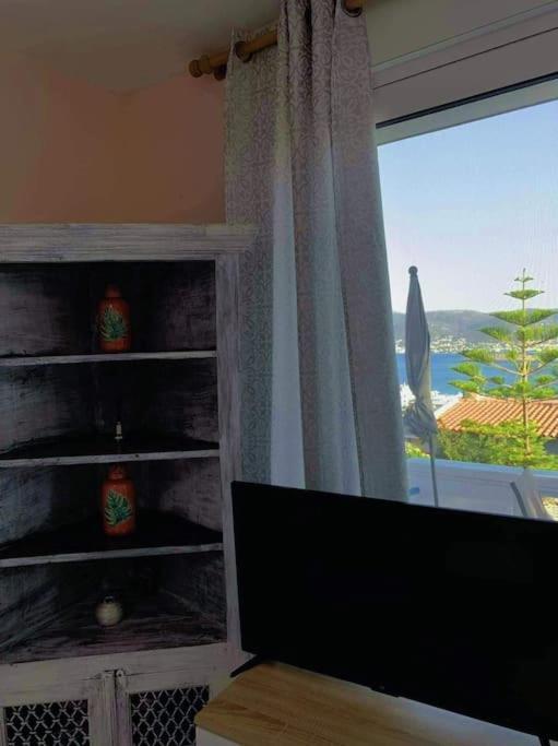 Studio With Unique View Near The Beach! Porto Rafti Luaran gambar
