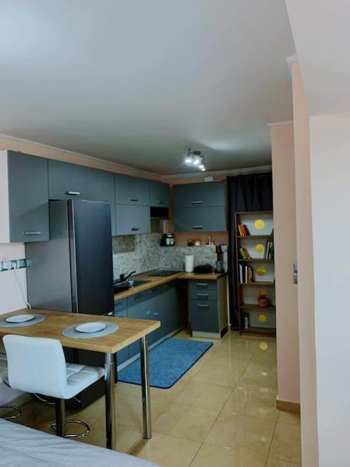 Studio With Unique View Near The Beach! Porto Rafti Luaran gambar